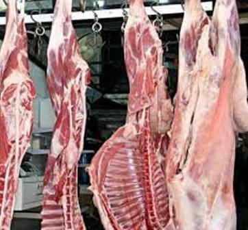 أساليب جديدة لغش اللحوم تجتاح الأسواق.. القصابون يتهربون من المسؤولية وحماية المستهلك تتحدث عن ضبوط!