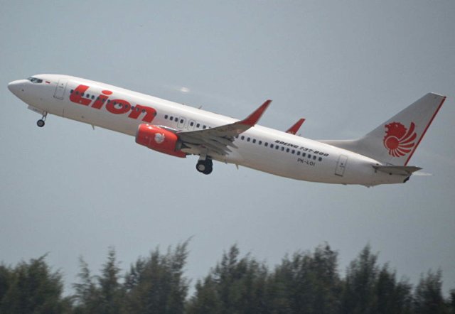 تحطم طائرة ركاب "بوينغ 737" بعد دقائق من إقلاعها من جاكرتا وعلى متنها 188 راكباً