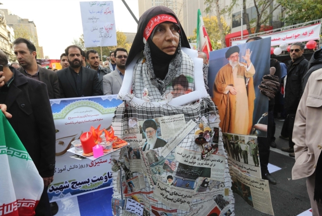 عقوبات ترامب توحّد إيران: أميركا ليست قدَراً