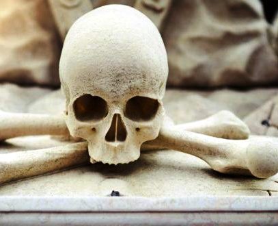 كيف دفن البشر موتاهم على مرّ العصور ؟