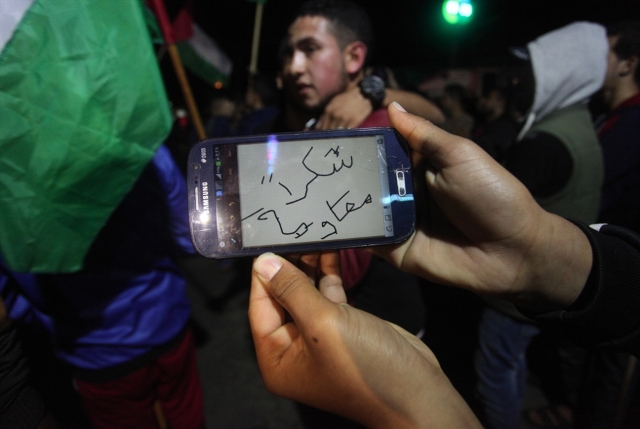 غزة تحتفل والمستوطنون يتظاهرون: المقاومة تُجبر العدو على التهدئة