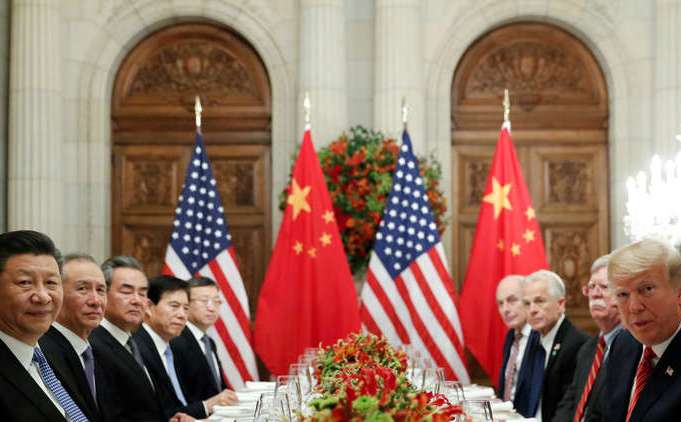 هدنة صينية أمريكية: تجميد الرسوم والضرائب مقابل شراء بكين المزيد من بضائع العم سام