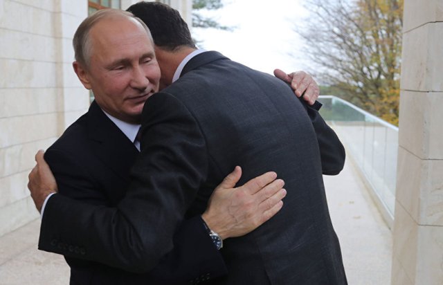 بوتين يهنئ الرئيس الأسد ويؤكد عزم بلاده مواصلة دعم سورية