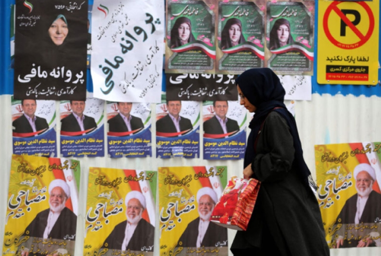 إيران.. «المحافظون» إلى السباق موحّدين: خسارة «الإصلاحيّين» مضمونة