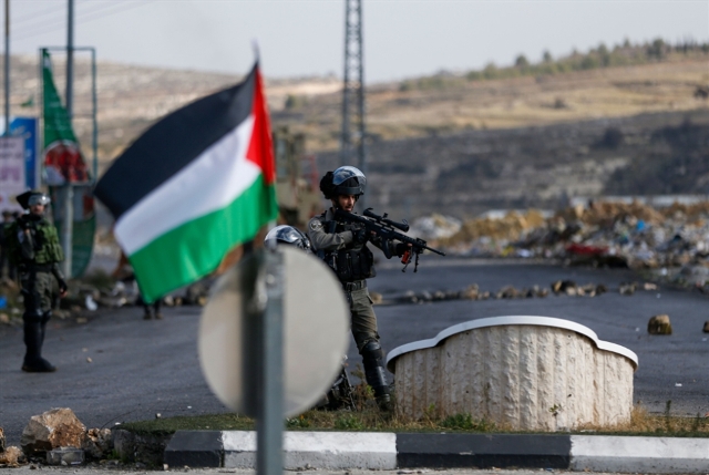 من القدس إلى الضفة: جنود الاحتلال أسرى الخوف