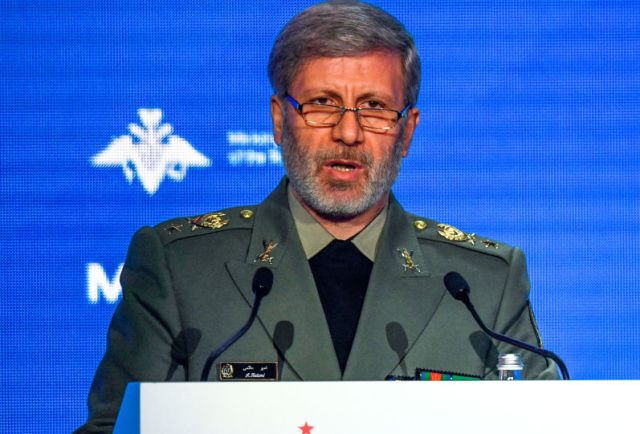 وزير الدفاع الإيراني يهدد إسرائيل بالرد المباشر
