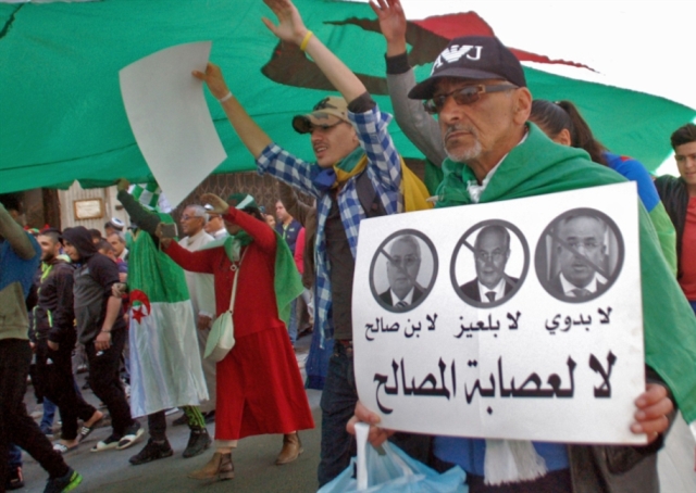 انطلاق مسار الانتخابات رسمياً في الجزائر: التحذير من «اليد الخارجية» يربك الشارع