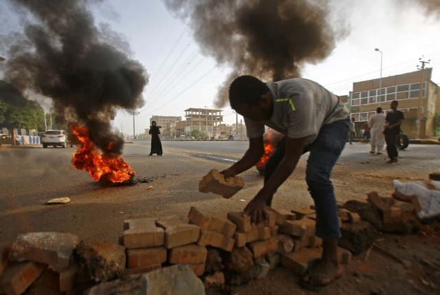 عسكر السودان: ثورة مضادة... ولو بالدم!