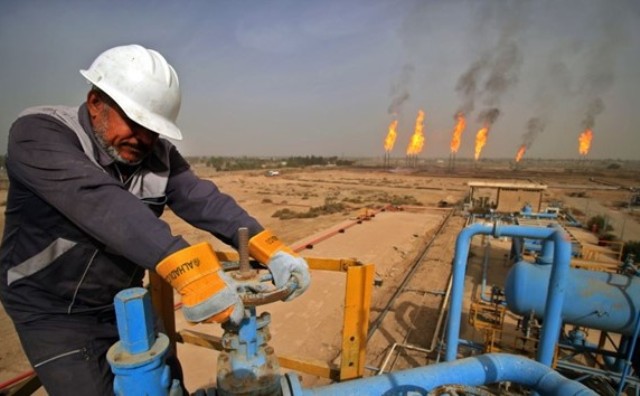 العراق يتوعد بإجراءات رادعة ضد من يقف خلف إطلاق الصواريخ على شركات النفط