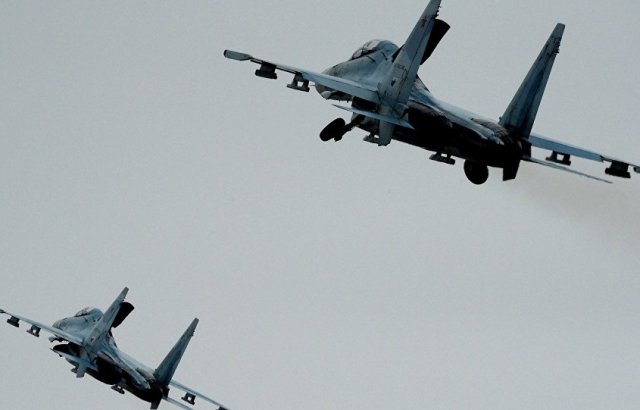 الدفاع الروسية: مقاتلة "سو 27" تعترض طائرة استطلاع أمريكية فوق البحر الأسود