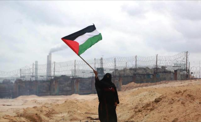 إسرائيل تبني جدارا ثانيا على حدود غزة