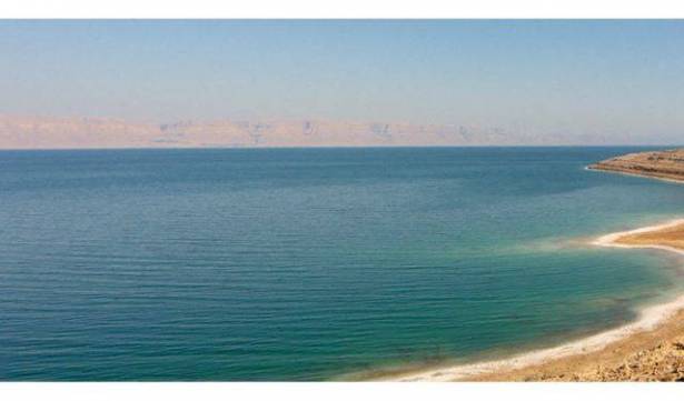 البحر يجعل صياداً عمانياً مليونيراً بالصدفة