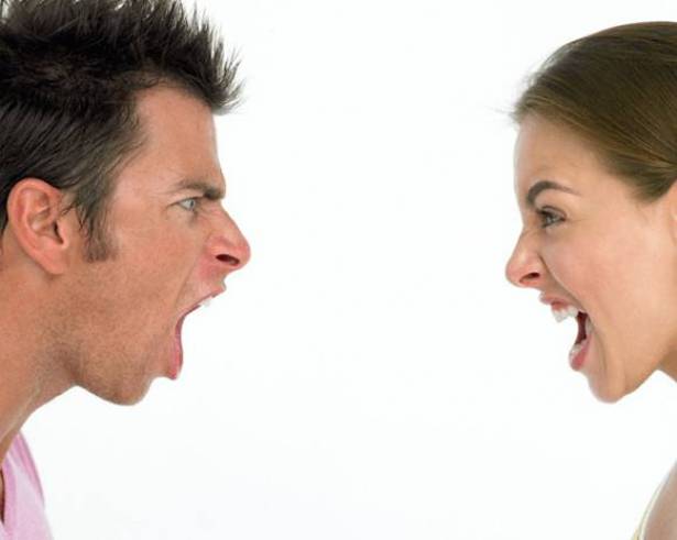 7 أنواع حوارات زوجية تهدّد سعادتكما