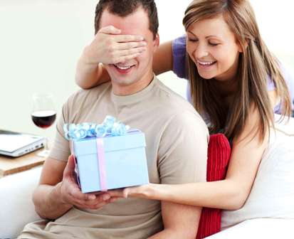 3 هدايا لها مفعول السحر ستقرّبك من شريكك