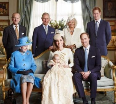 هل يعمل أفراد الأسرة الملكية البريطانية؟ وما هي وظائفهم؟
