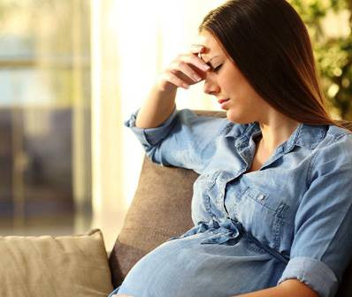 4 طرق تساعدك على التخلّص من غثيان الحمل