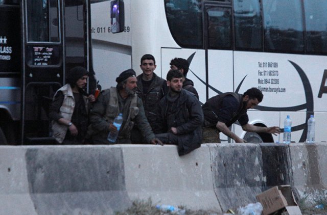 هل ينتهي مصير "جيش الإسلام" مشردا في مخيمات اللجوء في الشمال السوري