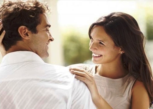 دراسة تؤكّد أن المرأة تحتاج وقت أطول من الرجل للوقوع في الحب