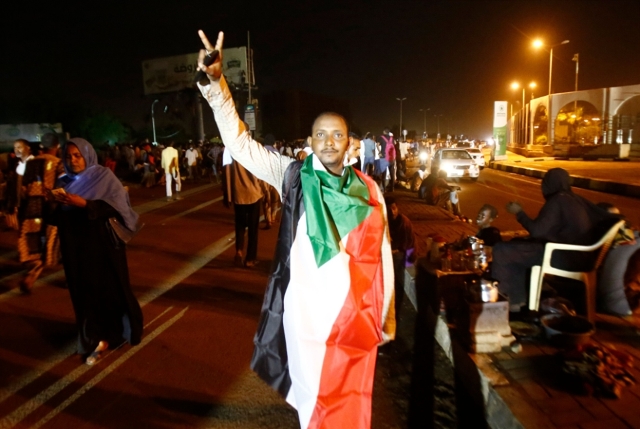 «العسكري» يتجاهل رسالة الإضراب: «قوى التغيير» إلى العصيان المفتوح في السودان؟