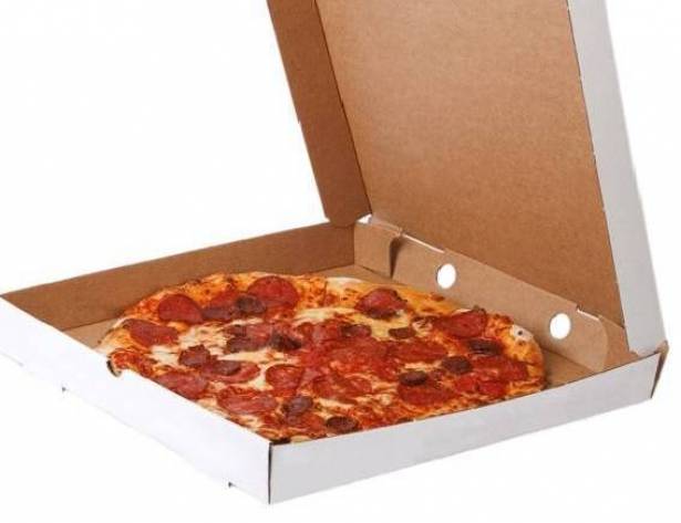 لماذا كرتون البيتزا مربع الشكل وهي دائرية ؟