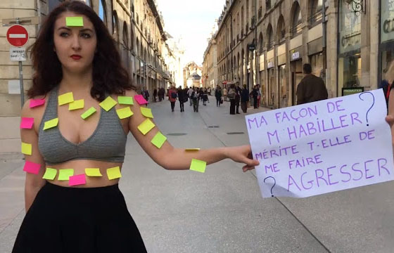 “فيديو” هل هذه الفتاة تستحق الاغتصاب؟