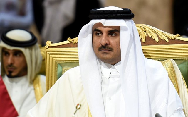 أسرة آل ثاني تقدم اعتذارها للقيادة السعودية وتتبرأ من سـياسات قطر