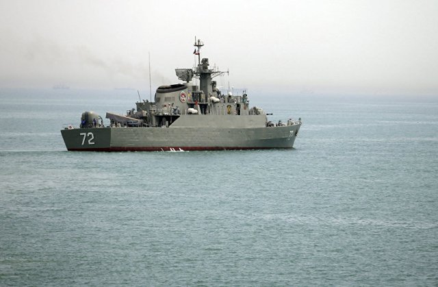 إيران ترسل سفنها الحربية إلى خليج عدن...هل دقت طبول الحرب