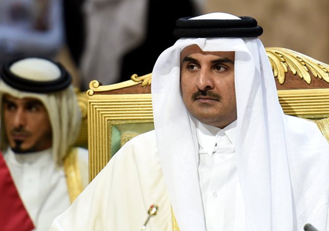 شبكة أمريكية: أمير قطر "مكبل اليدين" بسلطة تحكم من "وراء العرش"
