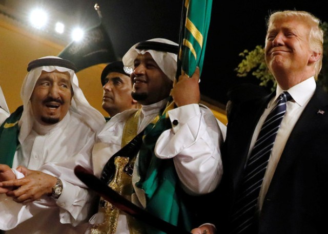 السيف السعودي، من “رقصة العرضة” الى الإستعراض الفارغ