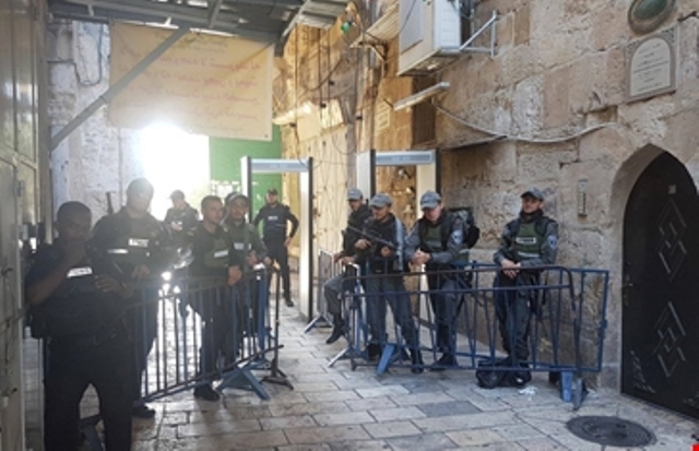 عشرات المستوطنين يقتحمون الأقصى ودعوات لمسيرات غضب في فلسطين