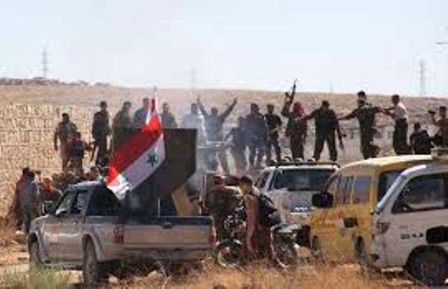 الجيش يتقدم على جنوب الفرات نحو دير الزور : «القاعدة» ينفرد بحكم إدلب