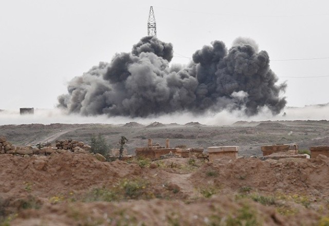 الطيران الروسي يقضي على 200 داعشي في دير الزور