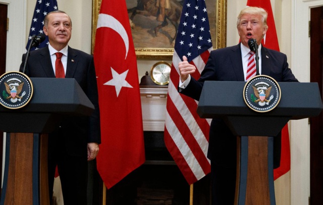 دفعة أسلحة أمريكية جديدة للأكراد، فهل فهمت تركيا فحوى رسالة الحليف الأمريكي؟