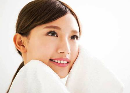 ماذا تفعل المرأة اليابانية لتظهر أصغر بـ 10 سنوات من عمرها الحقيقي؟