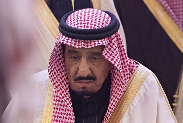 هل أصبح سلمان بن عبد العزيز "ملكا مغيبا"؟!؛ صحيفة بريطانية تكشف خفايا مرض "الملك"