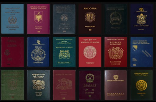 على ماذا تعتمد الدول في اختيار لون جوازات مواطنيها؟
