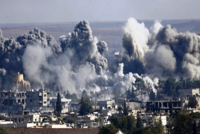 الإندبندنت: التحالف الأمريكي يتبع سياسة الأرض المحروقة في سورية ومتهم بقتل المدنيين
