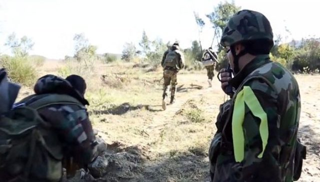 الجيش يقضي على إرهابيين من “جبهة النصرة” و”داعش” في ريفي حماة وحمص ودرعا البلد