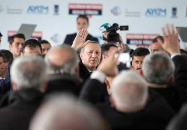 تركيا..تعديل الدستور في عهدة البرلمان: نحو حكم الرجل الواحد