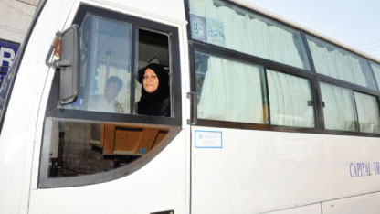 10 نساء يحصلن على شهادات سوق عامة .. في خطوة جديدة … السوريات سيقدن وسائط النقل العامة