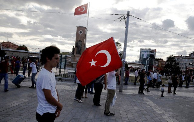 سريان حالة الطوارئ في تركيا والبرلمان يصادق عليها