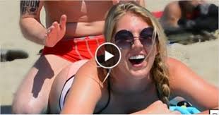 بالفيديو: شاب يقوم بأفعال مثيرة مع الفتيات على الشاطئ يحقق ملايين المشاهدات!