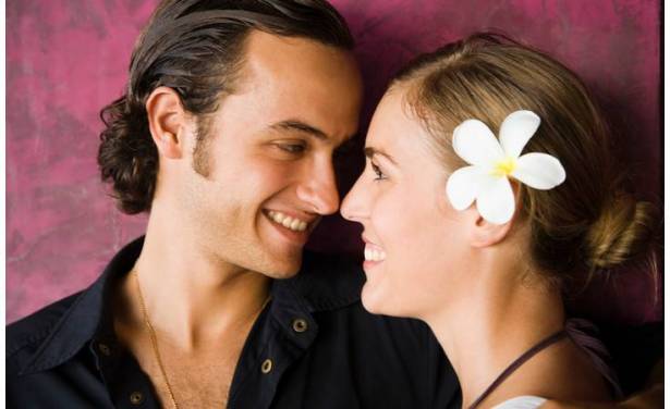 5 نصائح تحافظ على الحب مشتعلاً بينك وبين زوجك