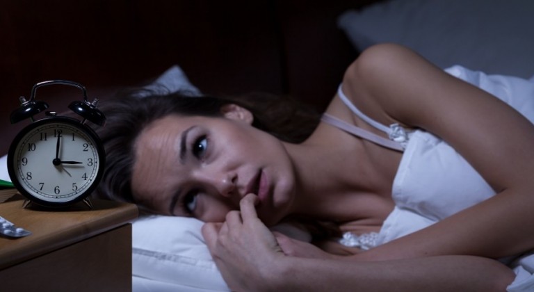كم عدد ساعات النوم المثالية لمختلف الأعمار؟