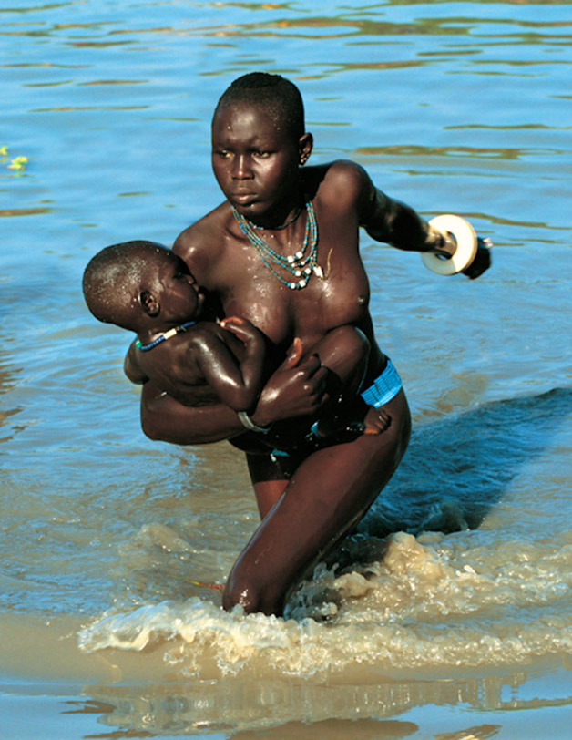 الدينكا، وهي المجموعة العرقية النيلية الرائعة من السودان