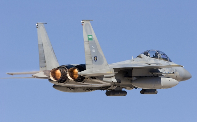 الـ F16 السعودية تتساقط فوق اليمن.. وآل سعود يرفعون حالة التأهب لجيشهم