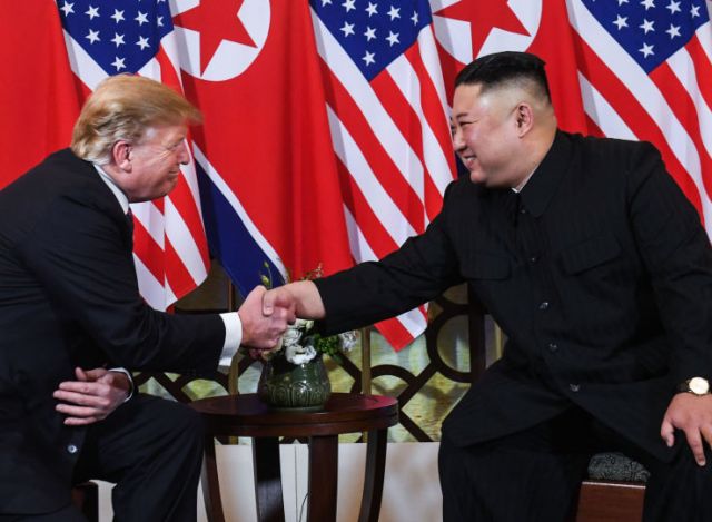 الزعيم الكوري الشمالي: مستعد لنزع السلاح النووي من شبه الجزيرة الكورية