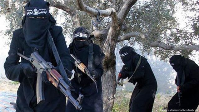 نساء داعش.. في خدمة التنظيم وإعدامات بتهمة السحر