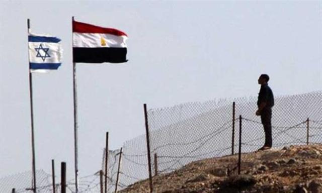 مصر تخذل سورية وتصافح بني صهيون