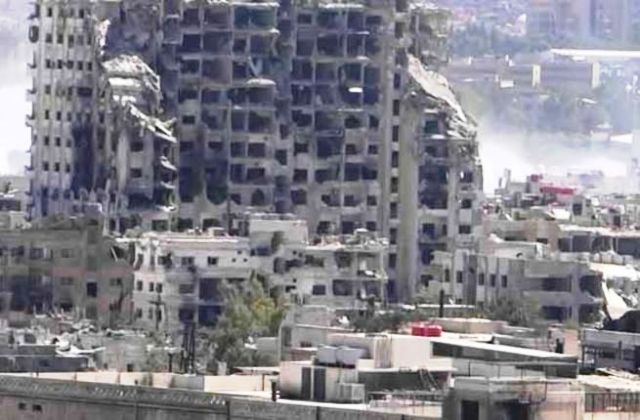 الجيش السوري يعزل أحياء برزة والقابون وتشرين عن الغوطة الشرقية
